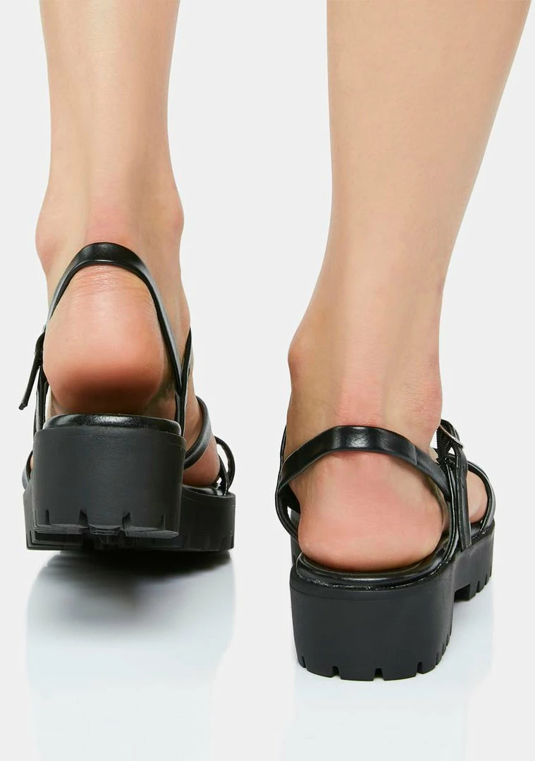 Cheap ๐งจ Dirty Laundry Rhoni Strappy ๐ฉด Sandals ๐ 5 Dirty Laundry Rhoni Strappy Sandals