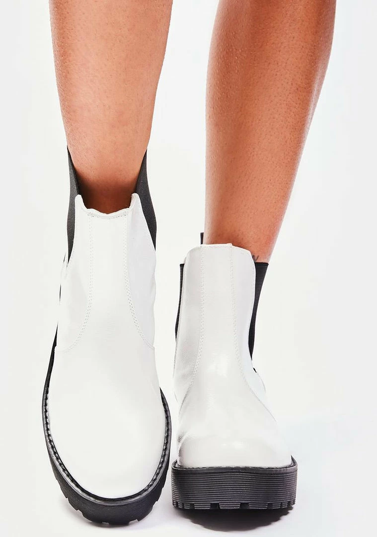 Dirty Laundry White Puddle Stompin' Boots