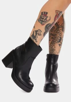 Dirty Laundry Groovy Ankle Boots Boots & Booties