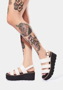 Dirty Laundry Bliss Pendulum Sandals
