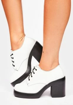 Dirty Laundry White Patent Gatsby Platform Pumps