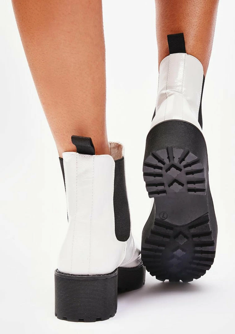 Dirty Laundry White Puddle Stompin' Boots