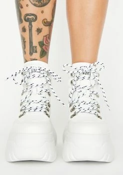 NOKWOL Scared Platform Sneakers