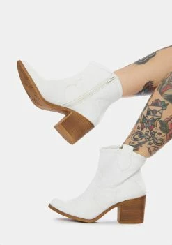 Dirty Laundry Boots & Booties Unite Cowboy Boots