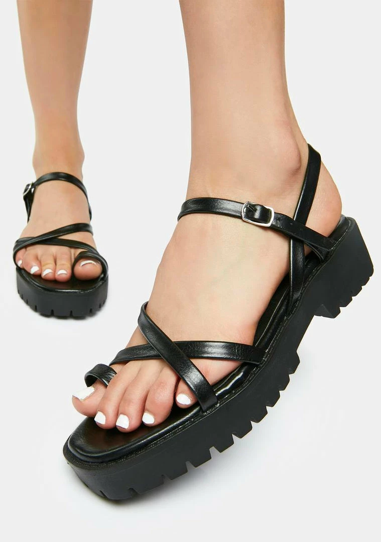Cheap ๐งจ Dirty Laundry Rhoni Strappy ๐ฉด Sandals ๐ 2 Dirty Laundry Rhoni Strappy Sandals